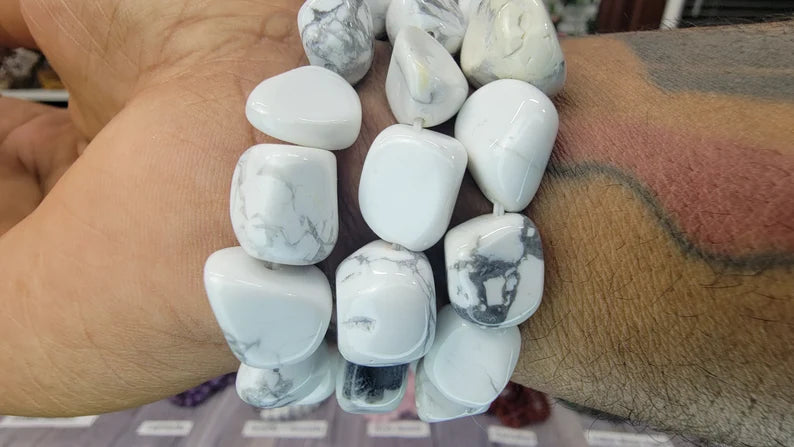 Tumbled Howlite Bracelet - 10mm