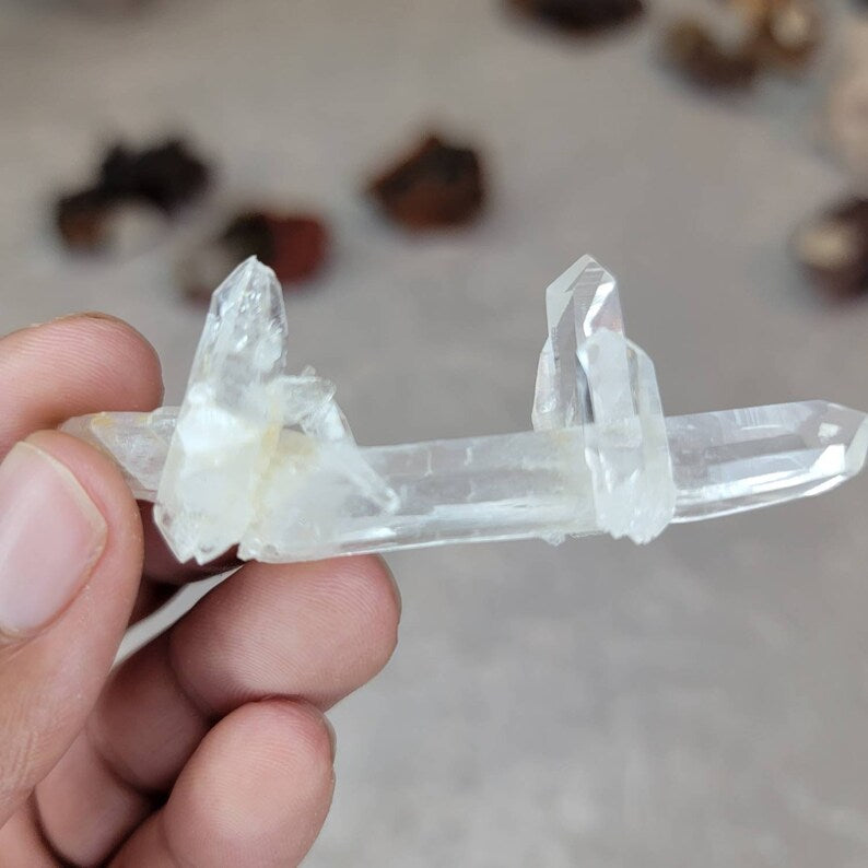 High Quality Colombian Quartz Cluster with Bridge Formation